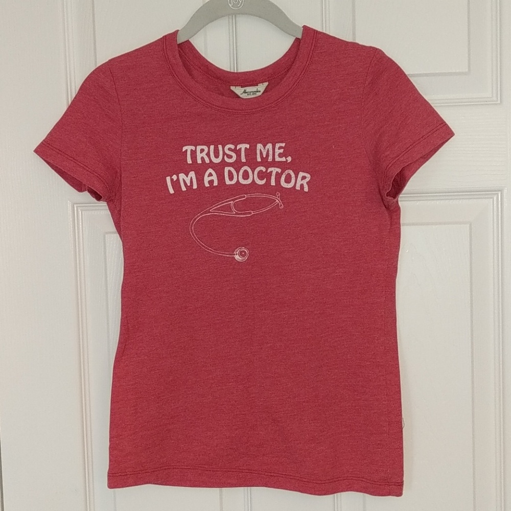 Abercrombie & Fitch Tee Size Medium